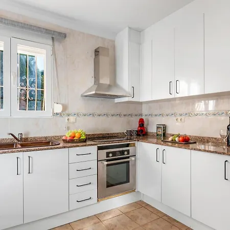 ヴィラ Navacerrada - Plusholidays