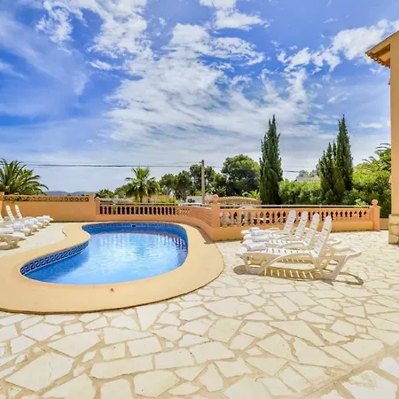 Villa Navacerrada - Plusholidays *