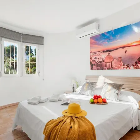 Navacerrada - Plusholidays Villa Teulada