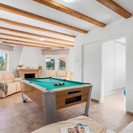 Villa Navacerrada - Plusholidays