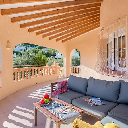 Navacerrada - Plusholidays * Teulada