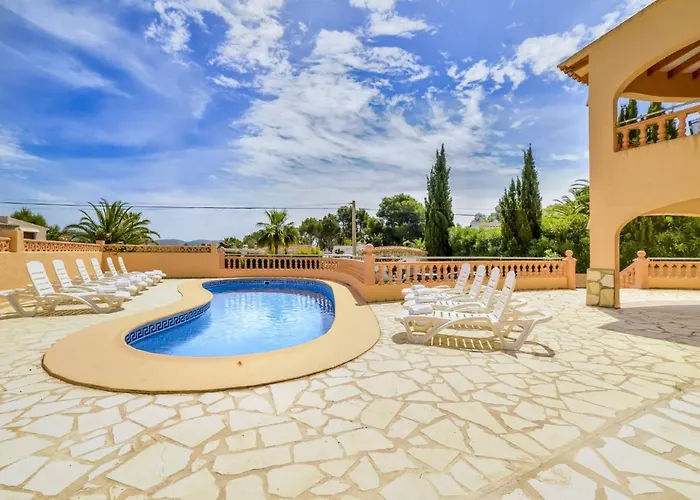 Villa Navacerrada - Plusholidays *