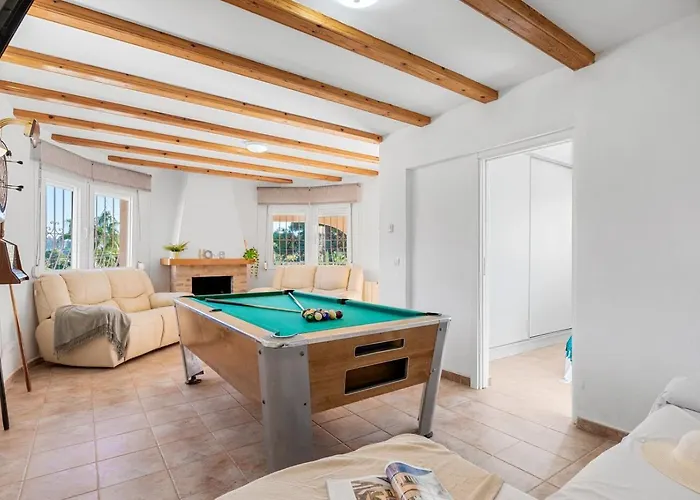 Villa Navacerrada - Plusholidays